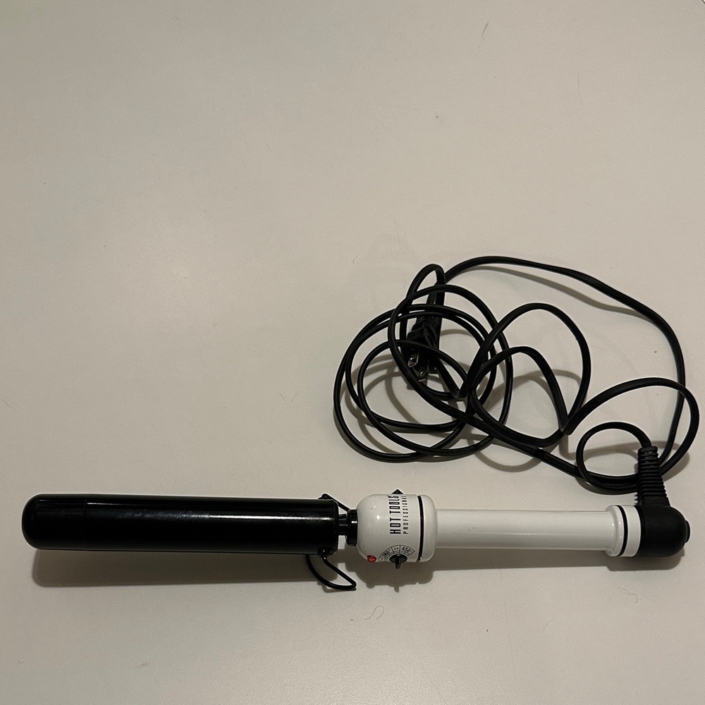 Professional Black and White Hair Curler
